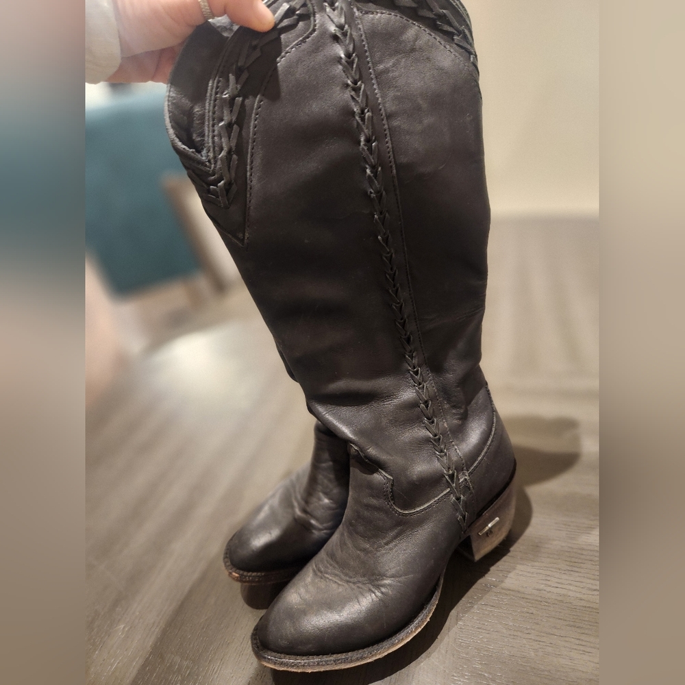Lane everyday Emma tall size 7 boots